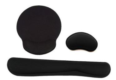 Présentation des repose-poignets noirs pour clavier et souris, avec un tapis de souris visible sur la photo